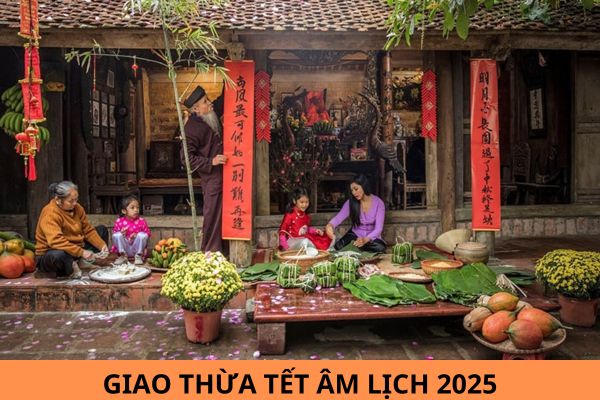 When  is  Lunar  New  Year's  Eve  2025  according  to  the  Gregorian  calendar?  Do  foreigners  working  in  Vietnam  get  a  Lunar  New  Year  holiday  in  2025?