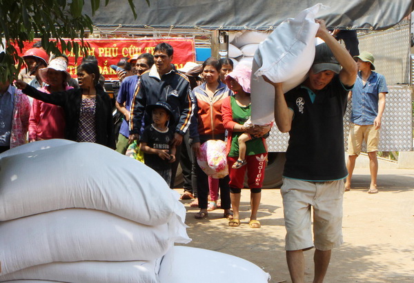 Cấp 1.117,395 tấn gạo hỗ trợ cứu đói dịp Tết Nguyên đán 2018