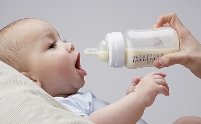 Bãi bỏ hàng loạt TTHC về quảng cáo sữa cho trẻ em