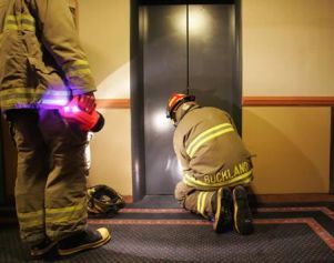 Yêu cầu về công tác cứu hộ trong thang máy gia đình