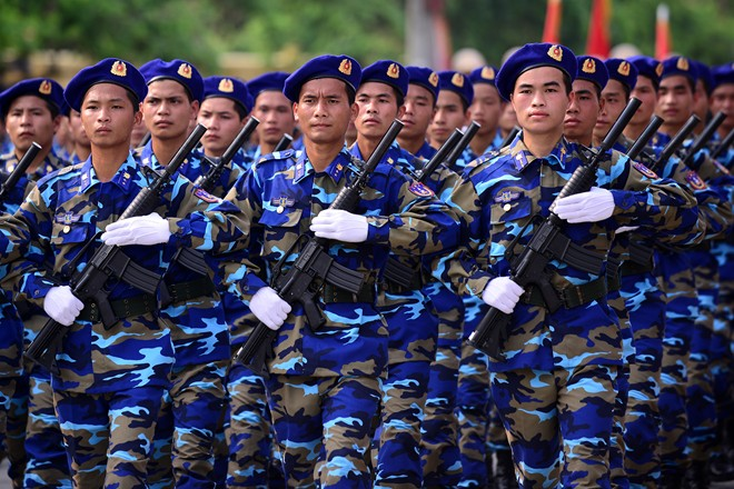 Khi nào chiến sĩ cảnh sát biển Việt Nam được nổ súng?