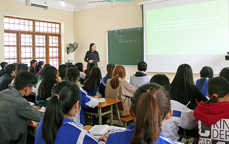 Summary of the Political Education Subject Contents at Intermediate Level in Vietnam