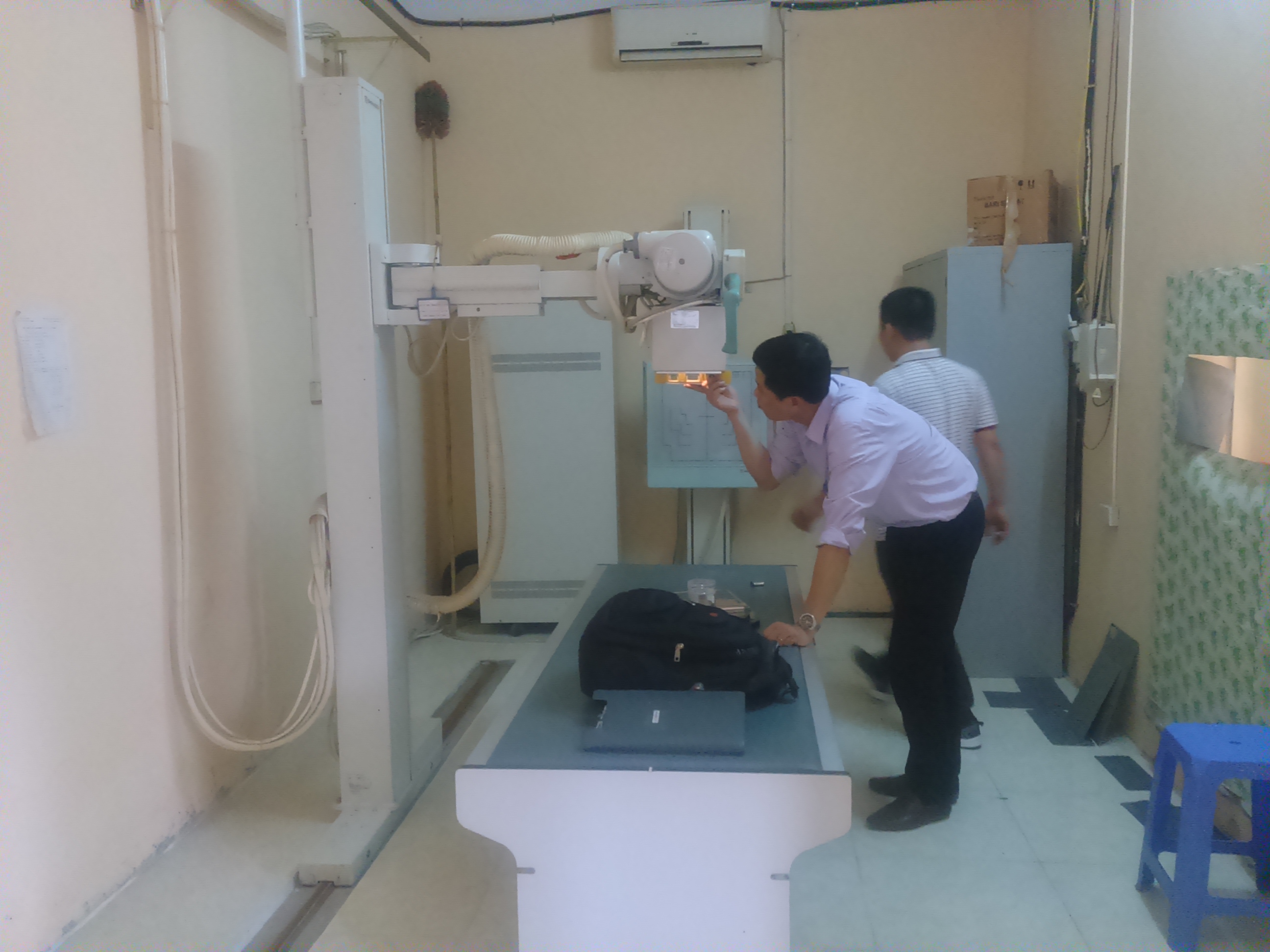 Inspections in the verification of X-ray equipment in Vietnam