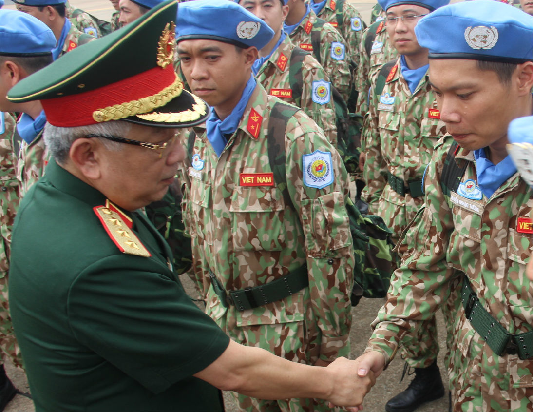 Quan hệ công tác của Trung tâm gìn giữ hòa bình VN với các cơ quan khác