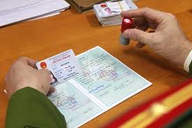 Xử lý hồ sơ cấp đổi thẻ căn cước công dân tại Công an cấp huyện
