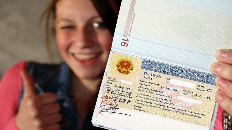 Hồ sơ thông báo/đề nghị cấp thị thực gồm những gì?
