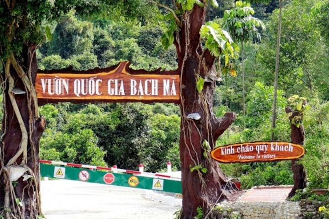 Đối tượng nào được miễn, giảm phí thăm quan các Vườn quốc gia?