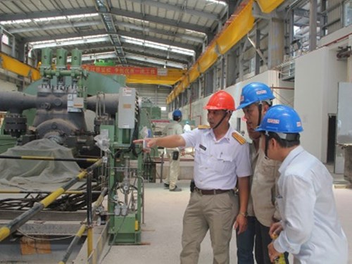 Hướng dẫn thực hiện đo điện từ trường tần số cao tại nơi làm việc