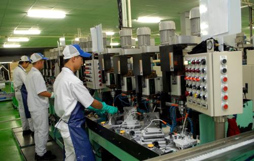 Mức cho phép dòng điện tiếp xúc qua cơ thể là bao nhiêu?
