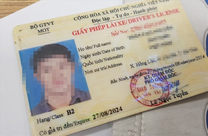 Vietnam: Is it possible to authorize someone else to apply for a replacement of the lost vehicle registration certificate?