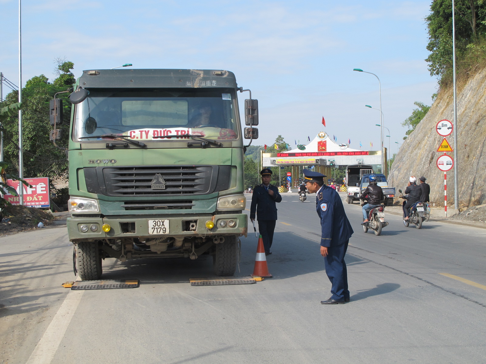 Tiêu chuẩn đối với Ca trưởng Trạm kiểm tra tải trọng xe đường bộ