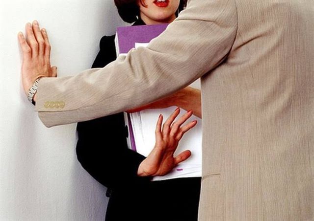 Chính thức có định nghĩa về hành vi quấy rối tình dục tại nơi làm việc