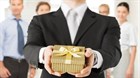 Schools are not permitted to organize New Year greetings, give flowers, or gifts to leaders at all levels