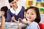Are Primary School Teachers Classified by Salary According to Their Qualifications?