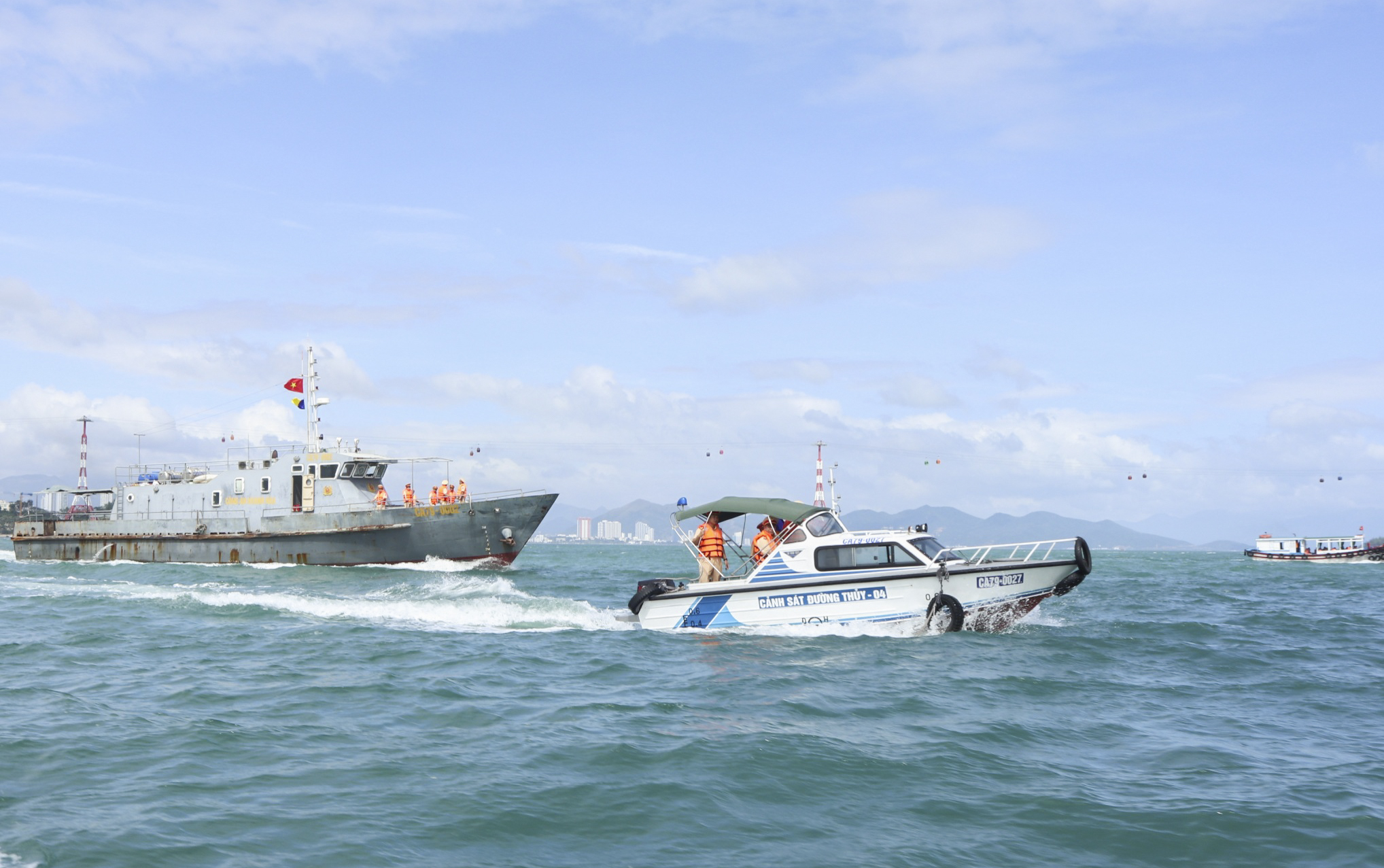 Mức phạt nào cho hành vi không mang GCN đăng ký phương tiện thủy nội địa?