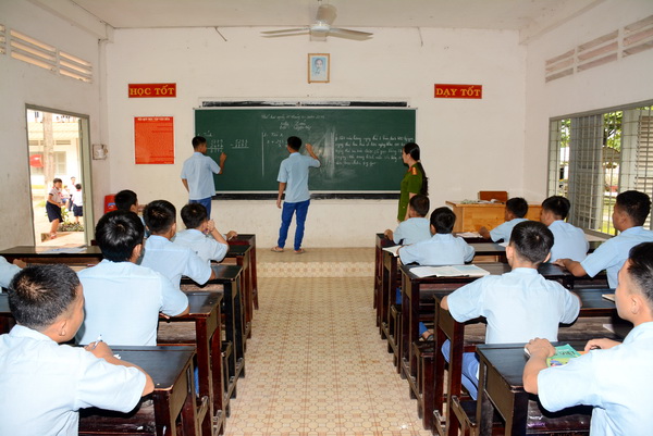 Học sinh trường giáo dưỡng phải dùng tiếng Việt trong giao tiếp