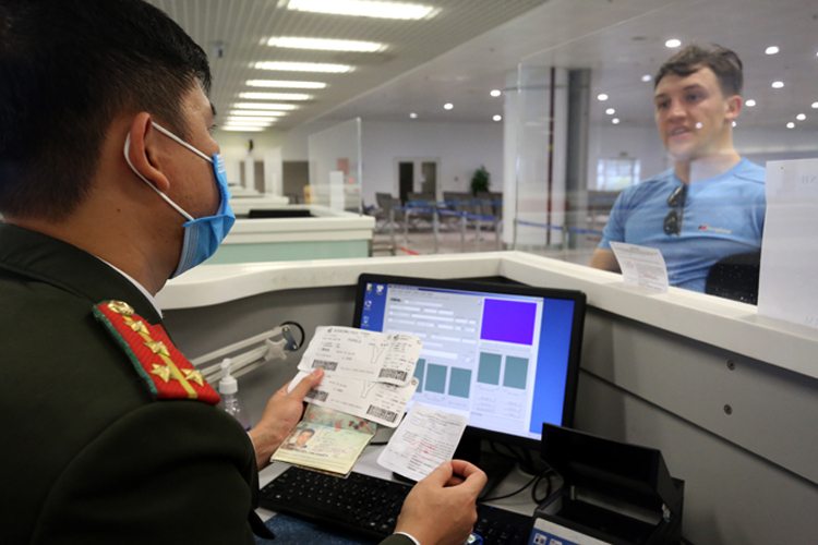 08 sân bay quốc tế cho người nước ngoài XNC bằng thị thực điện tử