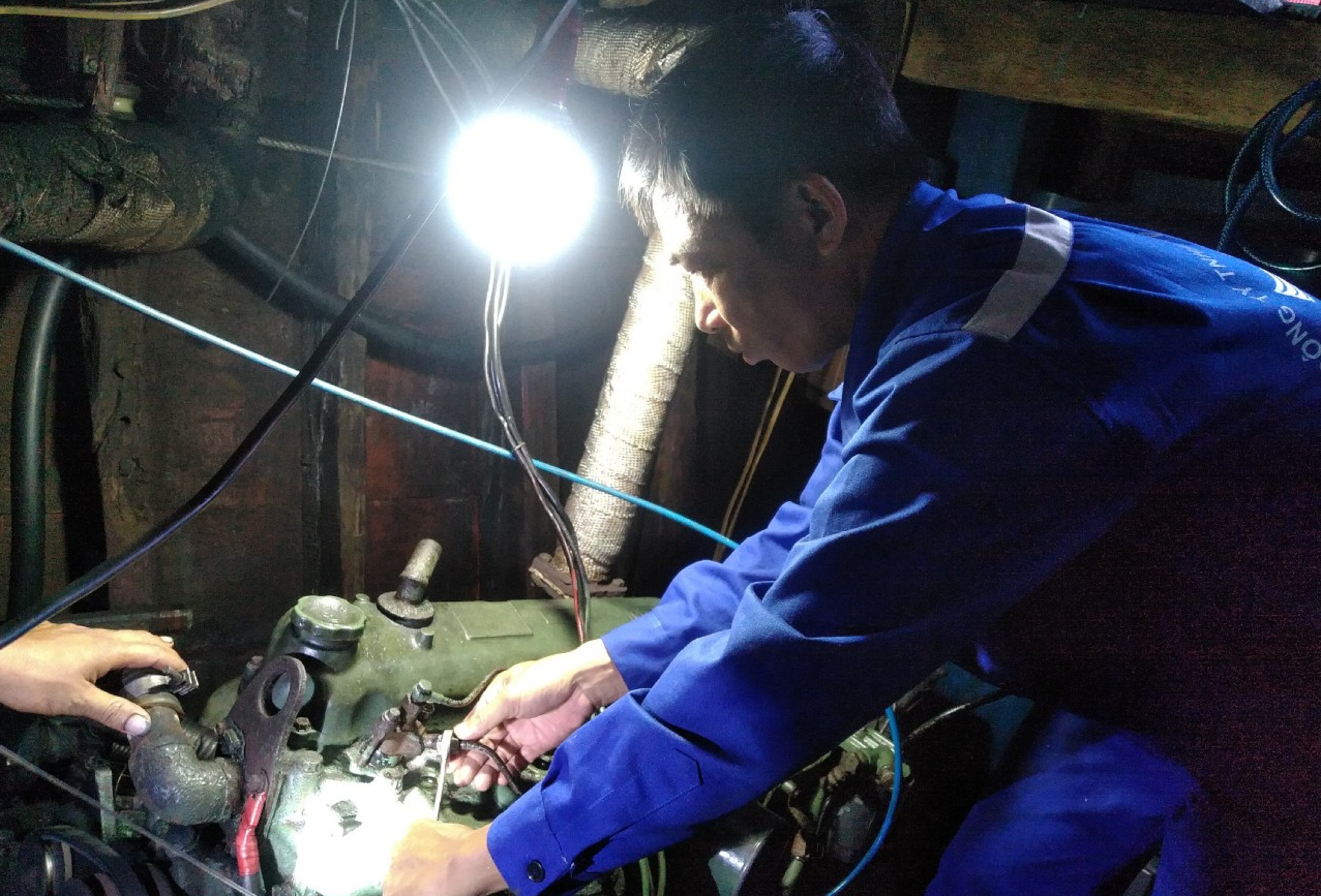 Hanoi-Vietnam: Job positions for graduates of the intermediate-level ship engine repair