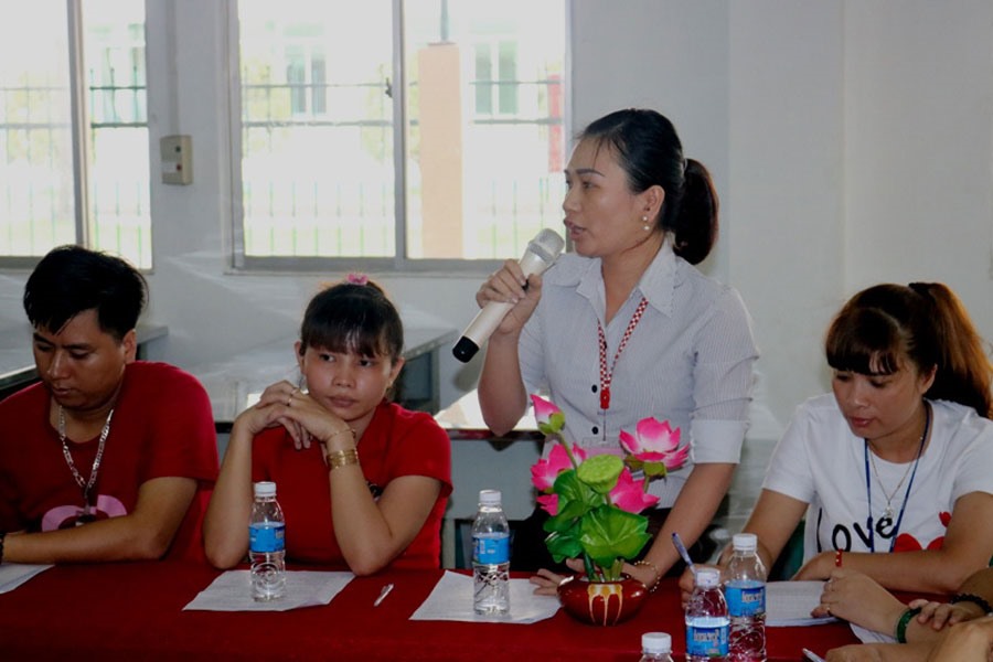 Responsibilities in consulting with local employee representative organizations and employers' organizations in Vietnam