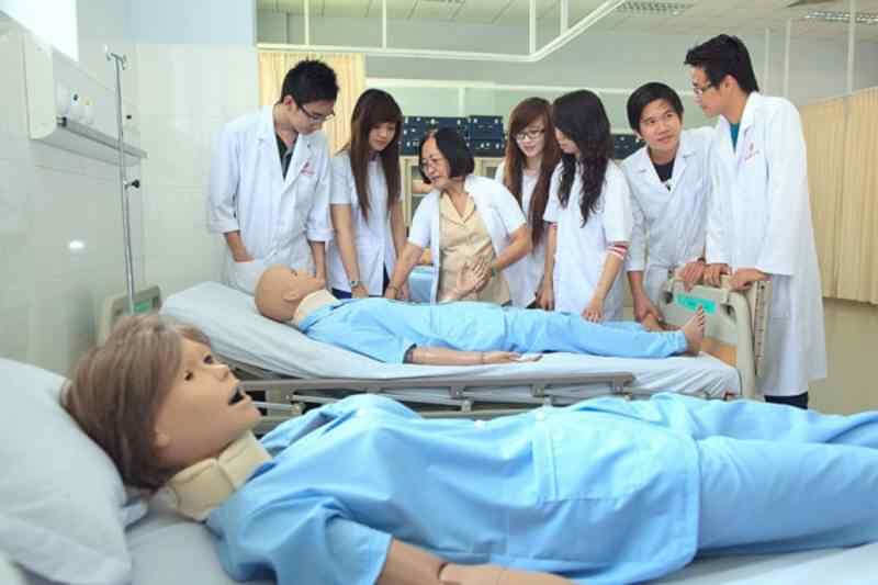 Criteria for evaluating graduates in nursing at higher education level in Vietnam