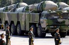 Trung Quốc phóng 2 tên lửa "sát thủ tàu sân bay" ra Biển Đông