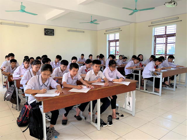 Hanoi-Vietnam: Procedures for sending reports on education universalization and illiteracy eradication under Circular 19