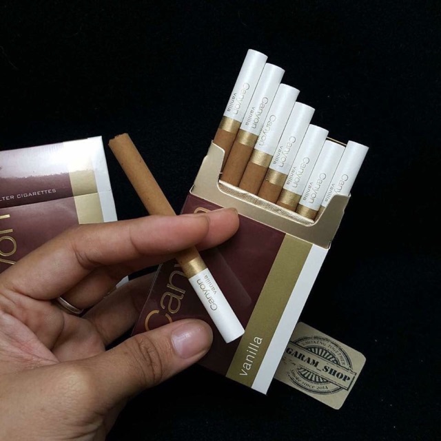 Bán xì gà, thuốc lá SX từ nước ngoài không có giấy phép XNK bị phạt 40 triệu