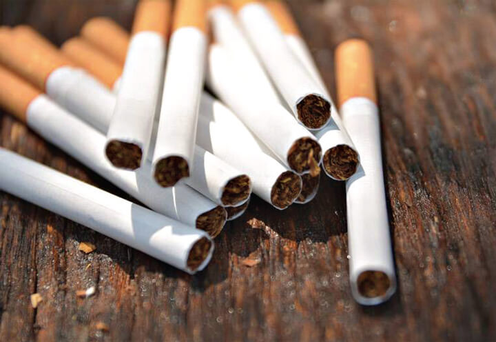 Nhập khẩu số lượng giấy cuốn điếu thuốc lá vượt quá chỉ tiêu, bị phạt bao nhiêu?