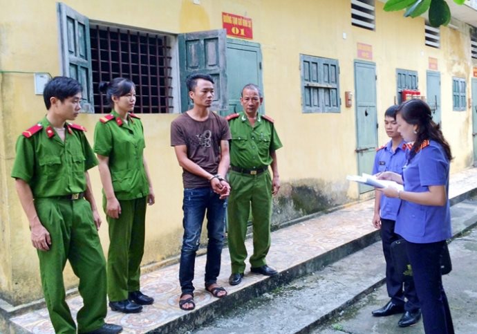 Vietnam: 11 required contents in the decision on the imposition of deportation