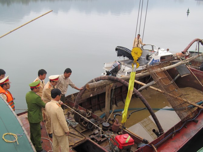 Circular 64: Conducting scene examination in case of waterway traffic accidents in Vietnam