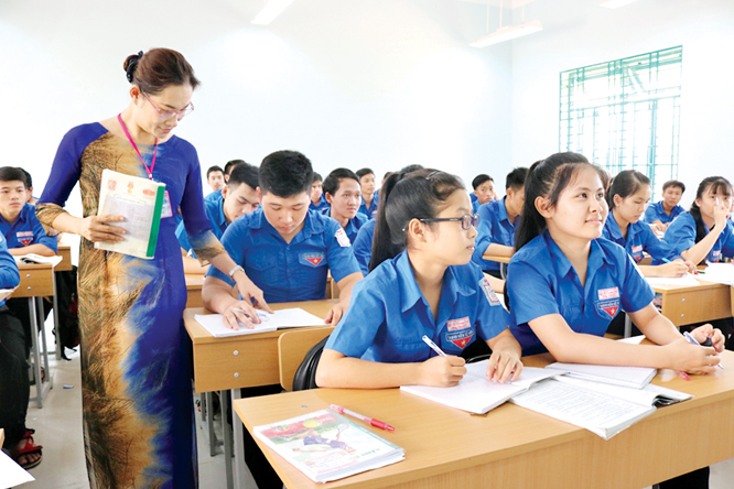 Guidelines for using the pedagogical professional development program for high school teachers in Vietnam