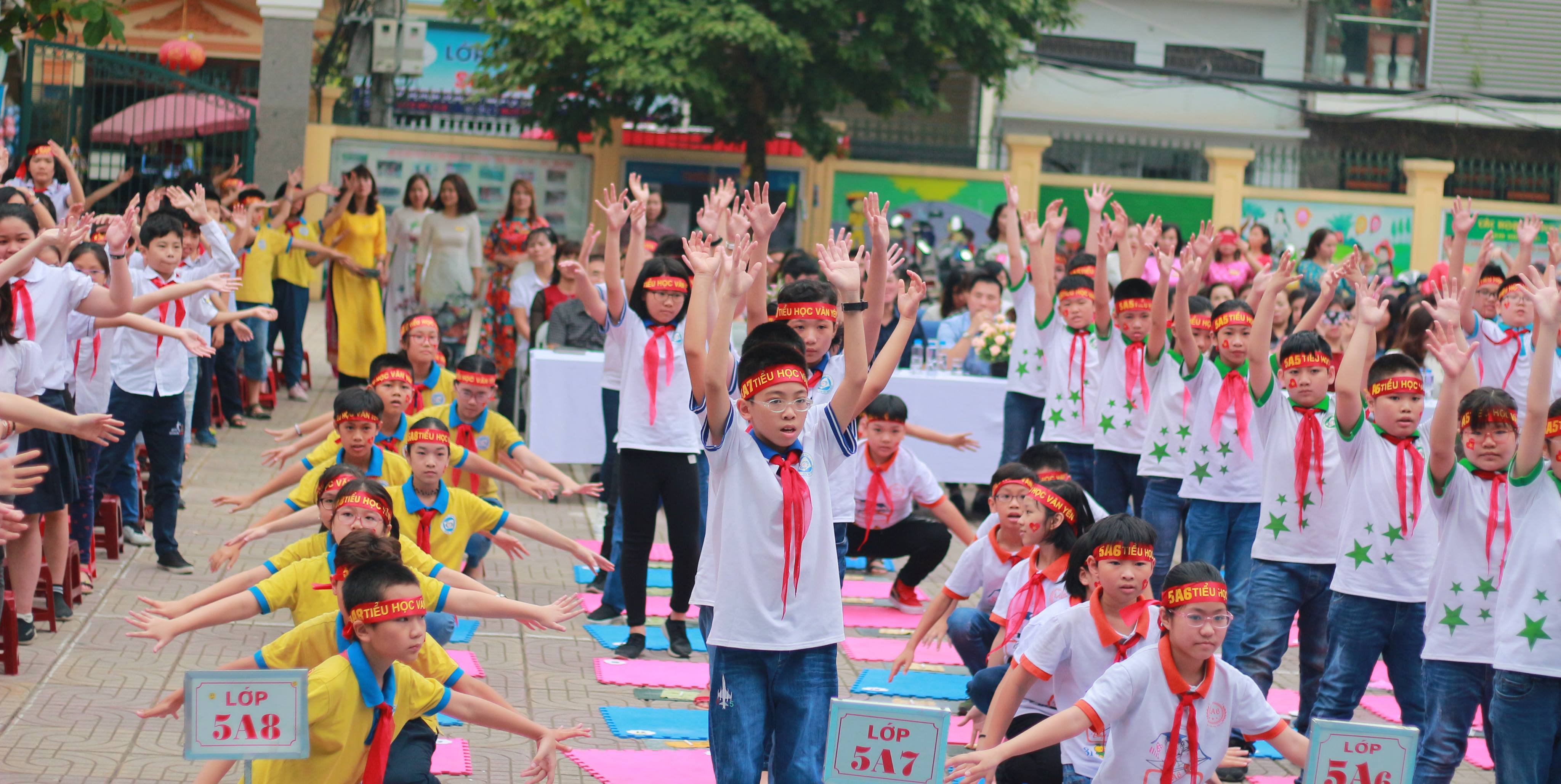 The order, procedure for the foundation of an education accreditation in Vietnam