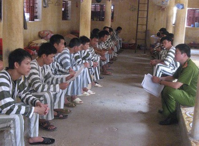 Prohibition for prisoners knowing but not using Vietnamese in communication in detention centers in Vietnam