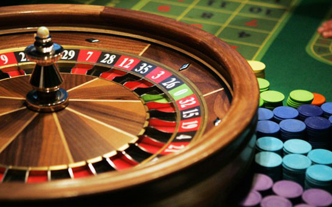 Responsibilities of casino-operating enterprises eligible for admitting Vietnamese citizens during the pilot period