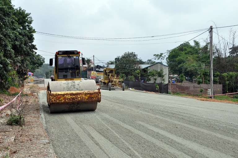 Khối lượng kiến thức của sinh viên cao đẳng ngành vận hành máy thi công mặt đường