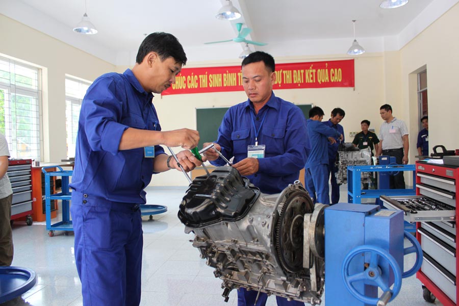 Vietnam: Cases in which national defense workers are exempted from vocational skills assessment