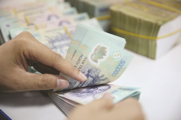 09 new regulations on salaries and bonuses for employees from 2021 in Vietnam