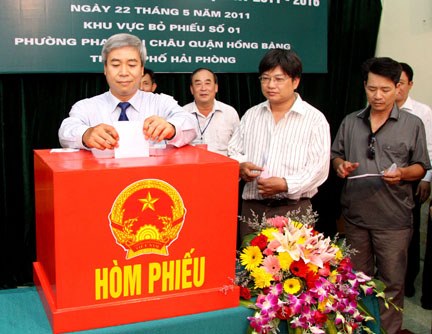 Không bầu cử đại biểu HĐND các quận, phường TP.HCM, Đà Nẵng nhiệm kỳ mới