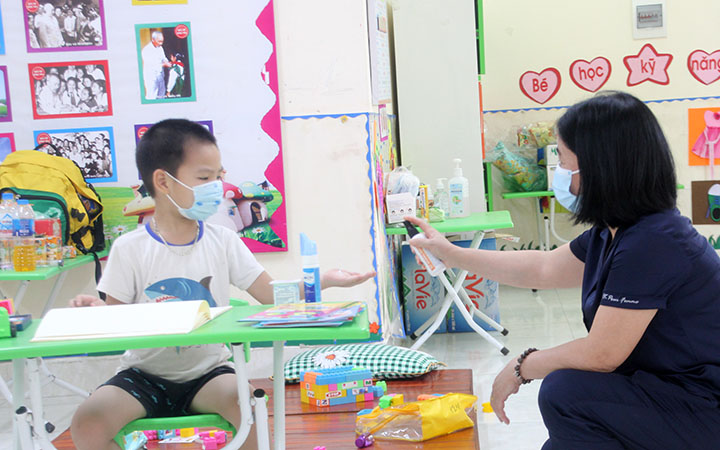 Food expense support for children in quarantine due to COVID-19 in Vietnam 