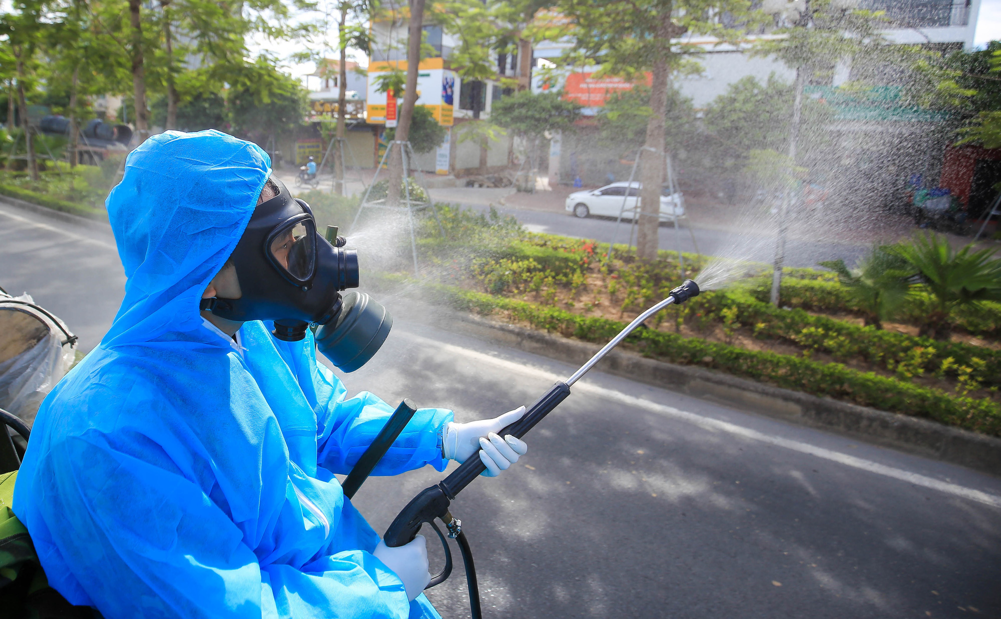 Ministry of Health of Vietnam to request people to refrain from spraying disinfectants directly onto their bodies