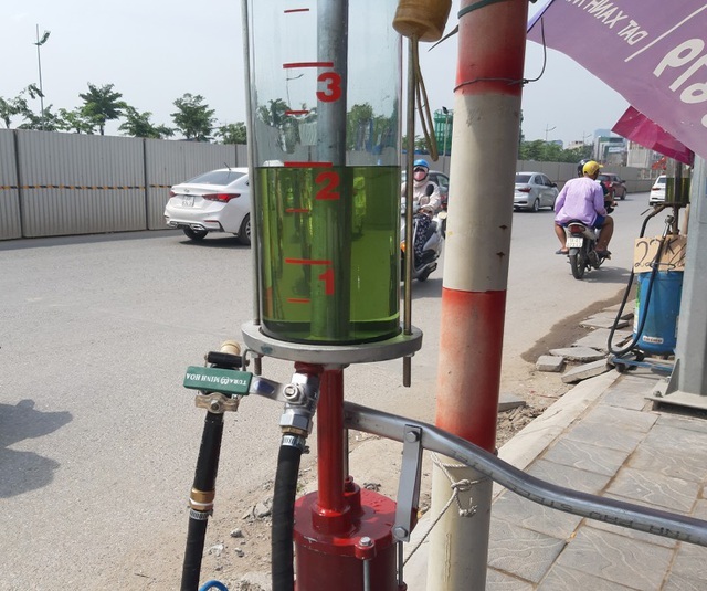 Amendments to regulations of small gasoline vending machines in Vietnam