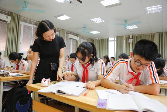 Consideration for promotion teachers from class II to class I from January 15, 2022 in Vietnam