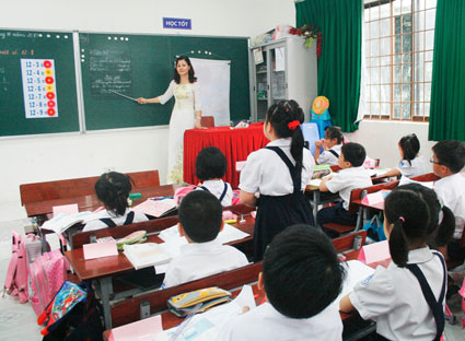 Entry threshold for teacher training and health sectors in Vietnam in 2022