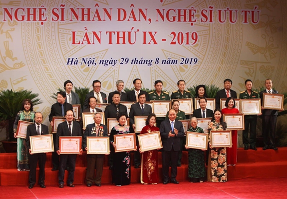 Additional cases to receive the title of People's Artist, Artist of Merit in Vietnam