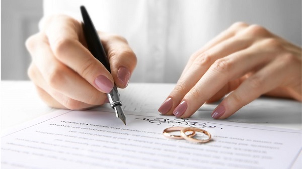Is it possible to authorize marriage and divorce registration in Vietnam?