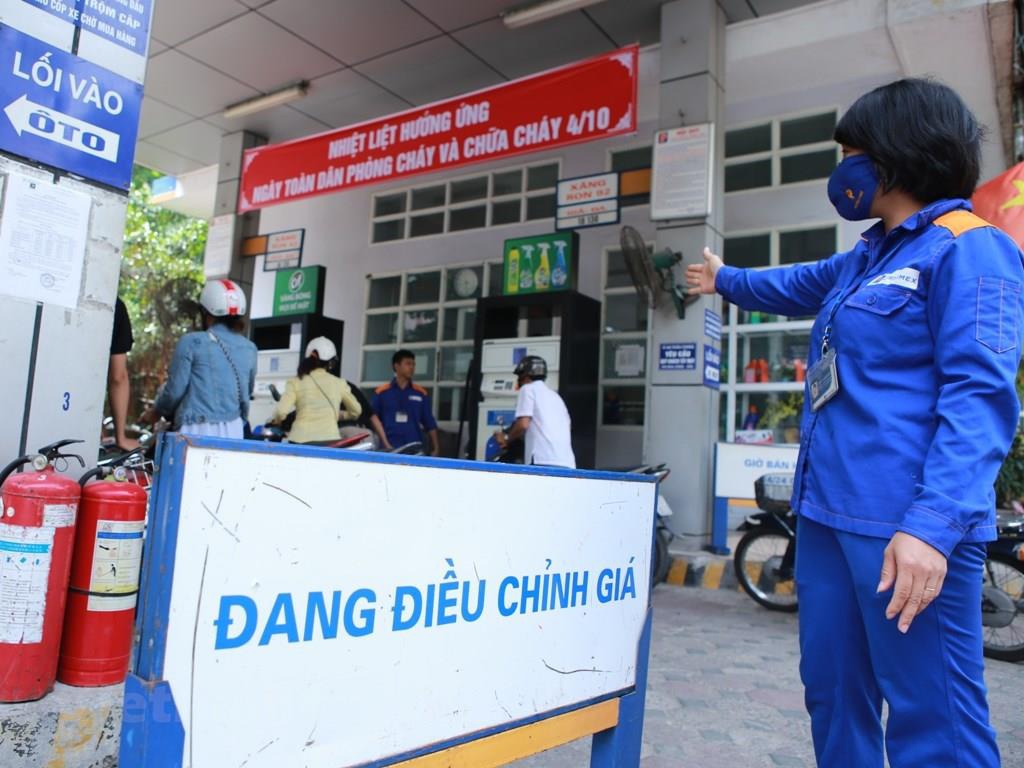 From 3pm on 11/10/2022, gasoline prices to increase again in Vietnam