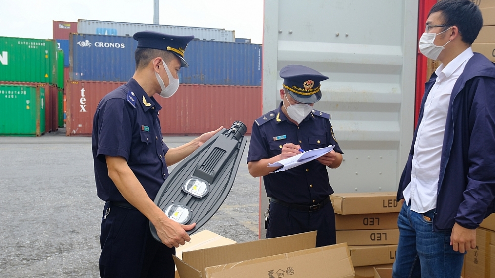 Regulations on time limit for customs authorities to carry out customs formalities in Vietnam