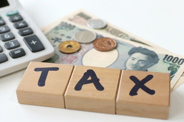 Số thuế TNDN tạm nộp bốn quý không thấp hơn 80% theo quyết toán năm