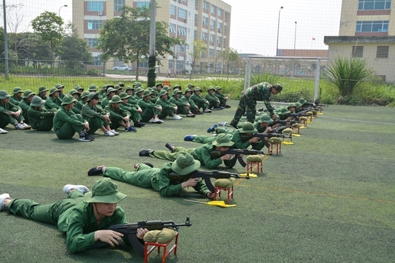 Giáo dục quốc phòng an ninh trong nhà trường như thế nào?