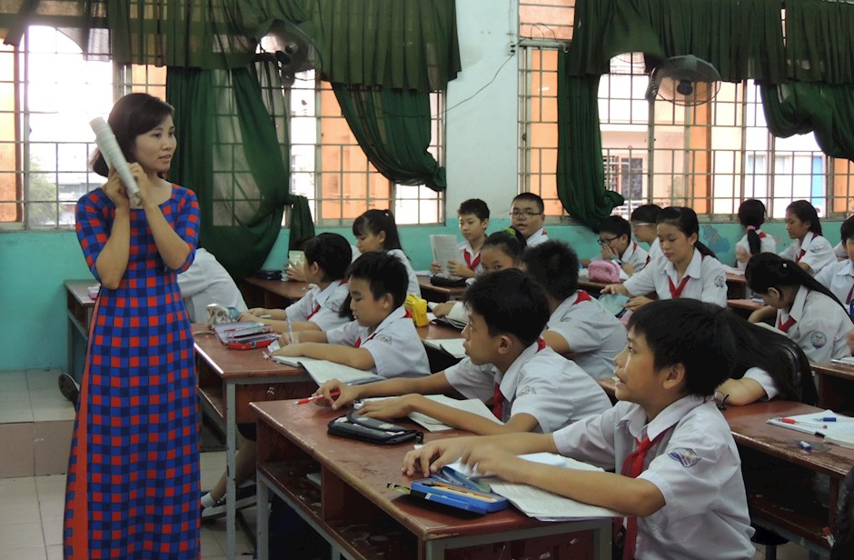 Prohibited acts for students, teachers and staff under Secondary school Charter in Vietnam
